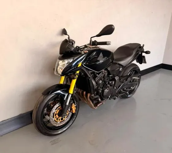 HONDA CB 600F HORNET.