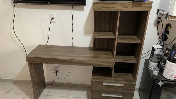 Escrivaninha/mesa de estudos