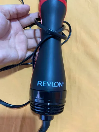 Escova secadora Revlon boost