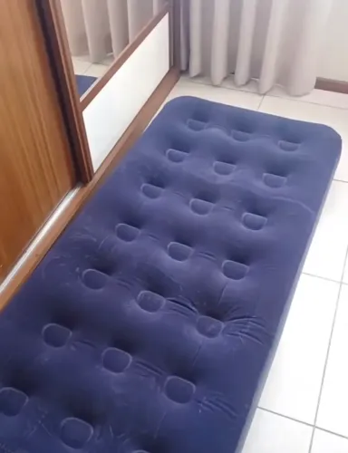 Colchão inflável já com bomba de encher 