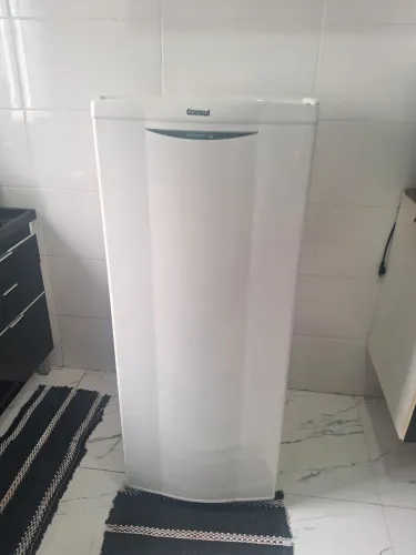Geladeira consul EXCELENTE 750,00 ENTREGO
