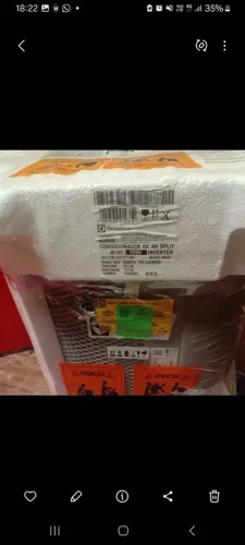 Vendo split de 12 mil Btus. Na caixa nunca foi usado, completo, tem nota fiscal. 