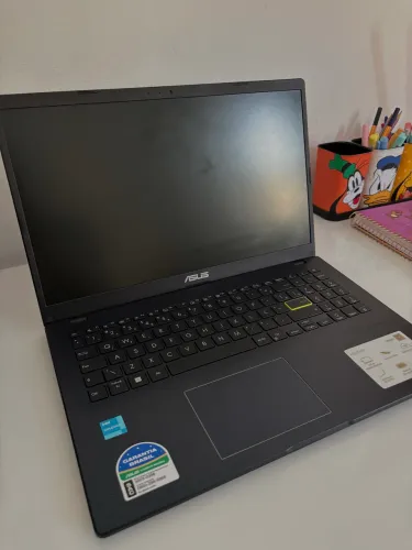 Notebook Asus E510K 1 ano de uso | Sem detalhes | Estado impecável