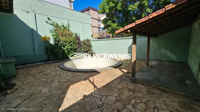 Casa com 3 quartos para Locação, Alto Barroca - Belo Horizonte