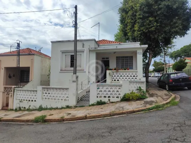 Casa de rua : / Residencial / Jardim Belém