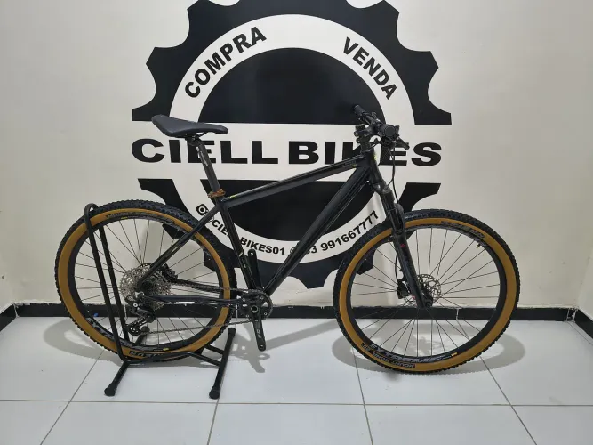 Vendo HIGHONE aro 29 tamanho 19 top demais