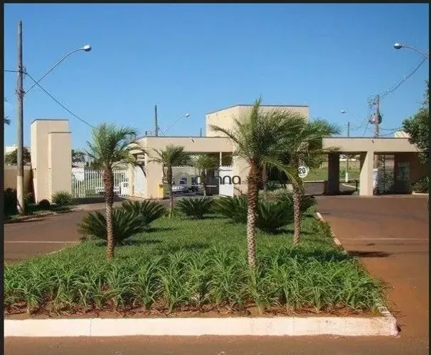 Lote à venda, no Condomínio Mário Franco, medindo 600 mts2