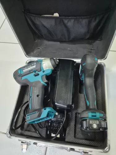 Kit Furadeira e Parafusadeira Makita de Impacto à Bateria 12V