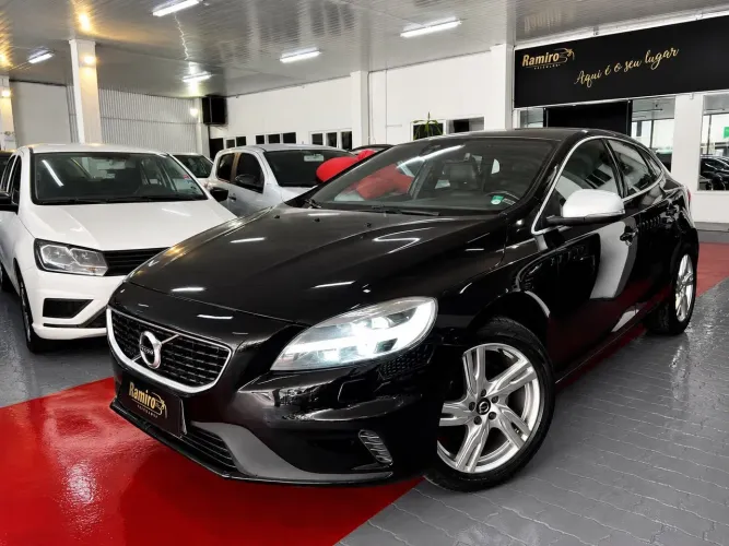 Volvo V40 T-5 R-design 2.0 Aut. 2018