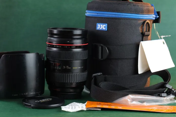 Canon EF 24-70mm USM