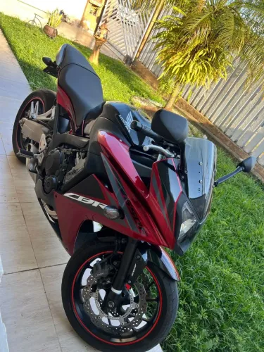 Vendo CBR 650 F ano 2017 moto zerada de garagem ou troco por shadow drag 