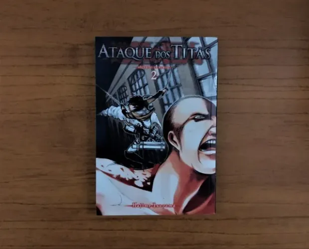 Mangá Ataque dos titãns, volume 2