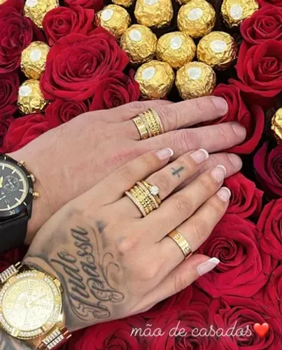 Aneis alianças bvlgari 20 milesimos de ouro 18 k cartier e bvlgari