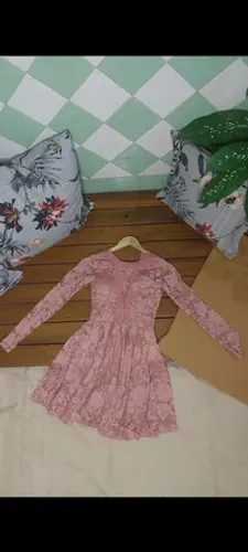 Vestido rose em renda