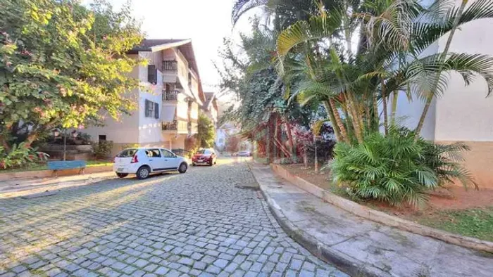 Venha para o Condomínio Country Park!!! Tem um apartamento estilo Chalé esperando por você