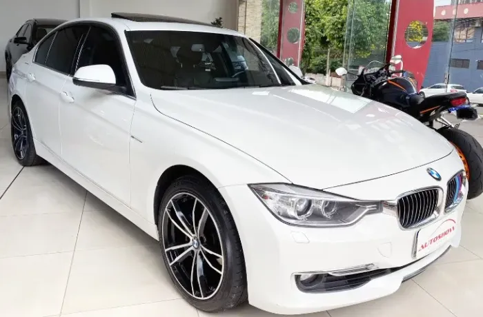 BMW 328iA Luxury/Modern 2.0 TB 16V 4p