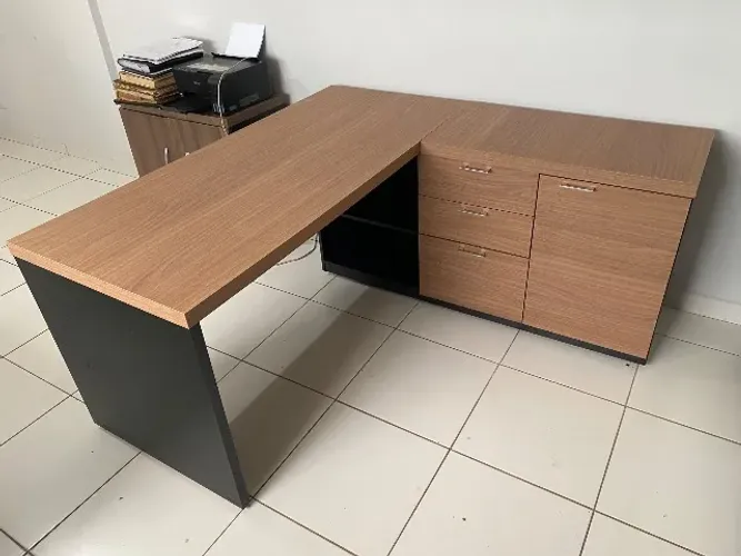 Mesa para escritório em L 100% MDF