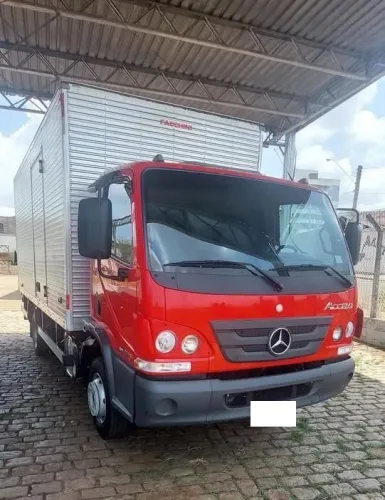 Accelo 1016 /baú carga seca/2018