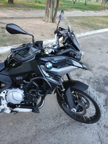 GS 850 Premium Triple Black 