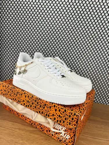 Tênis Air Force 1 Low Promoção de Natal Branco