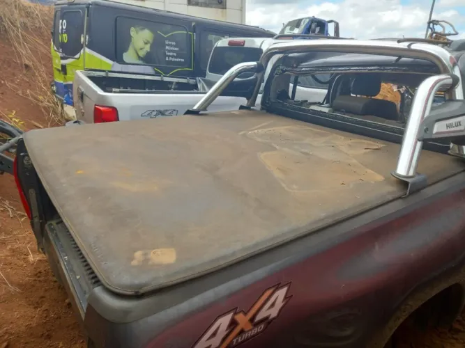 Capota marítima original Hilux 2020