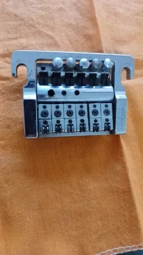 Ponte Khaller usa microafinação e tremolo