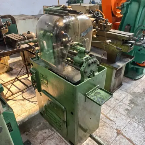 Torno Automático Traub A 25 Com Alimentador / -- 00948 Nc 