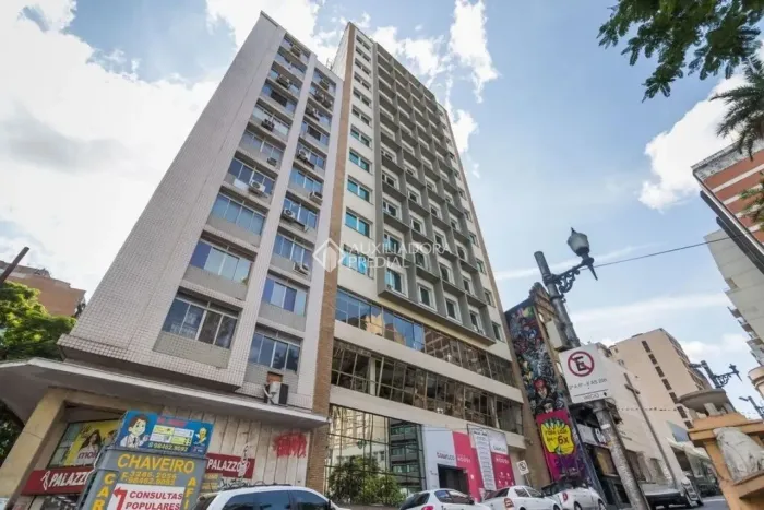 Apartamento mobiliado de 1 quarto à venda no bairro Centro Histórico em Porto Alegre
