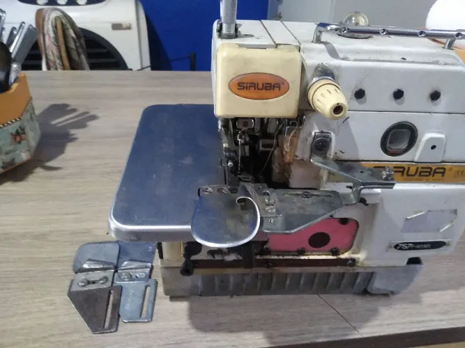 Máquina de costura Barra ponto corrente industrial