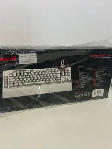Teclado Óptico Mecânico Redragon Broadsword Pro, RGB, Switch Red, ABNT2, Branco - K588W-RG