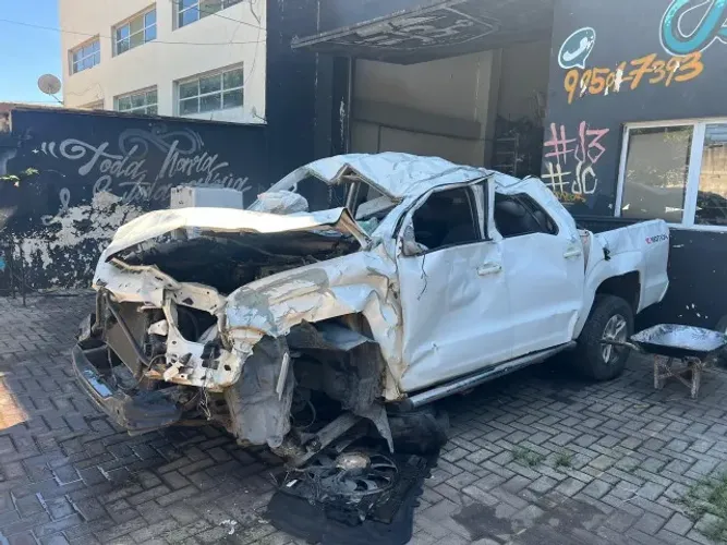 Sucata Amarok 2.0 biturbo 4x4 manual 2013 para retirada de peças