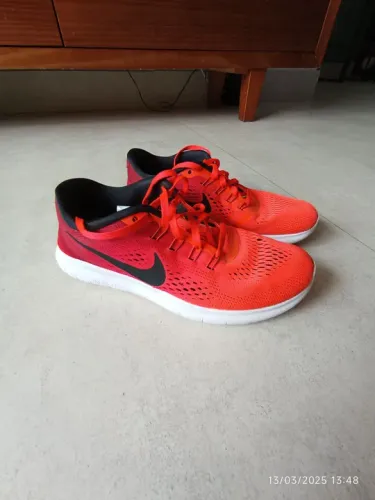 Nike Free RN