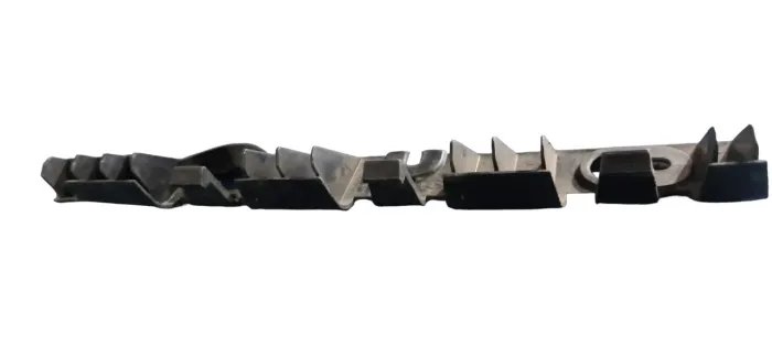 Guia Do Parachoque Do Renault Logan 2007 A 2013  *5