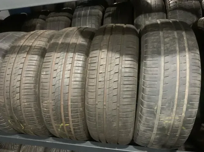 Pneu Fomula 195/65/15  75 % Vida util.