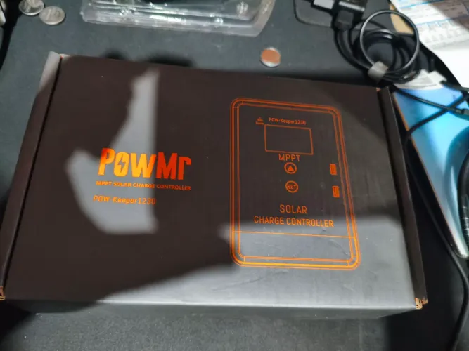 CONTROLADOR SOLAR MPPT POWMR 30A SISTEMA OFF-GRID
