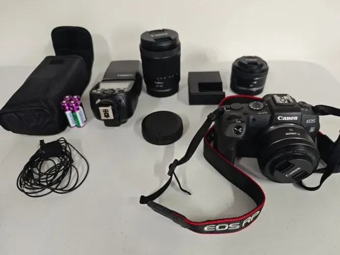 KIT CANON RP + 24-105mm + 16mm + 50mm + Flash Godox TT685-II + Brindes