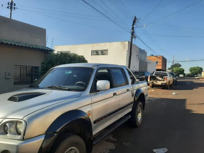 Mitsubishi L200 Sport HPE 2.5 4X4 CD DTI Dies. Aut. 2005