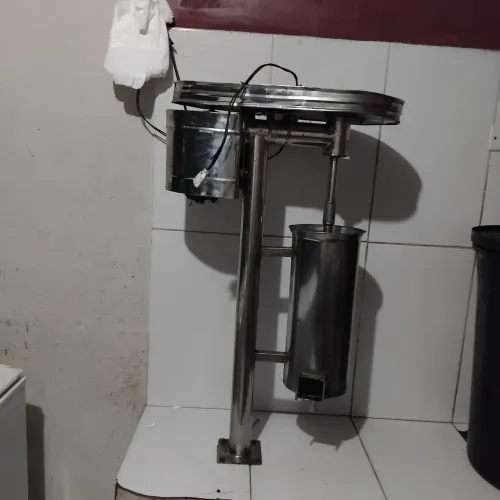 Vendo máquina de bater acai completa e só pegar e trabalhar 3.000.00 eceitamos propostas