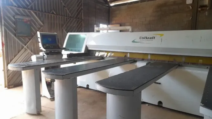 Vendo seccionadora usikraft ano 2012 com servo motor