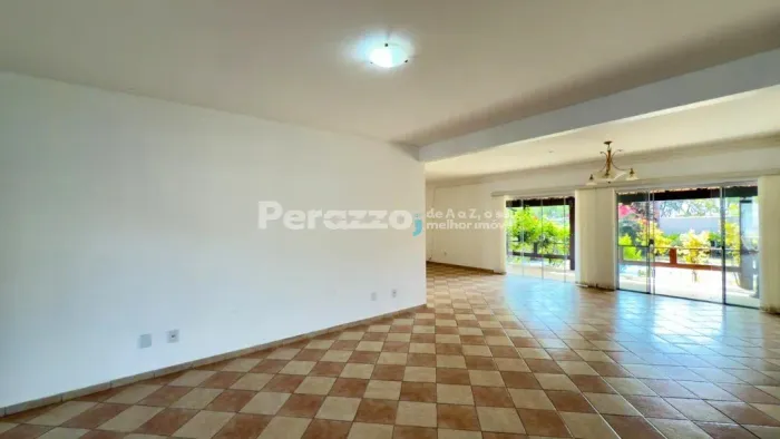 ACEITA FINANCIAMENTO!!! Excelente Casa no Jardim Botânico VI Por R$1.680.000,00