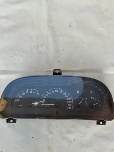 Painel de instrumentos do Renault Laguna