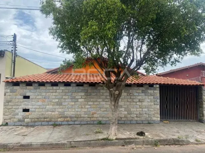 Venda de Casas / Edícula na cidade de São Carlos