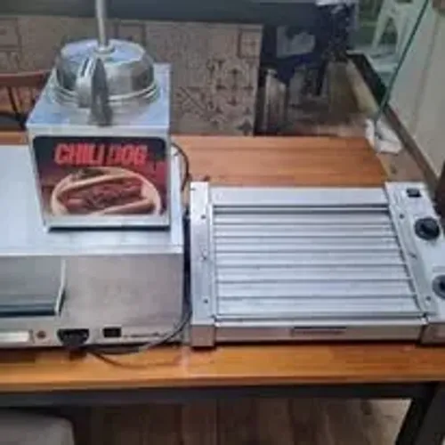 Vendo ou troco Kit com 3 máquinas para produção de *cachorro quente americano* *Chillidog*