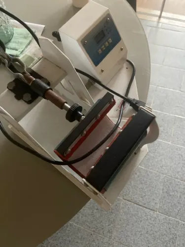 Maquina de personalizar Canecas