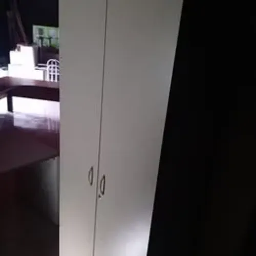 (6) Armário Madeira Grande, 2 portas, 2,0x0,80 com 4 prateleiras e base de ferro