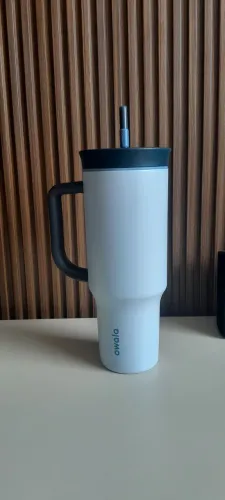 Copo garrafa  Owala c/canudo e tampa