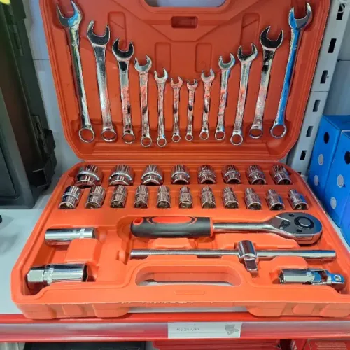Caixa de Ferramenta com Catraca e Cachimbo Grande