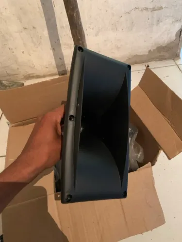 Expansores retangulares para som automotivo