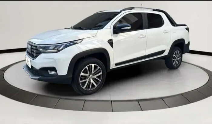 Fiat Strada Volcano 1.3 Flex 8V CD 2024