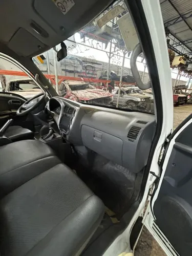 Kia bongo 2019 2.5 16v manual 6 marcha! Painel interno <br>Potencia: 131cvs